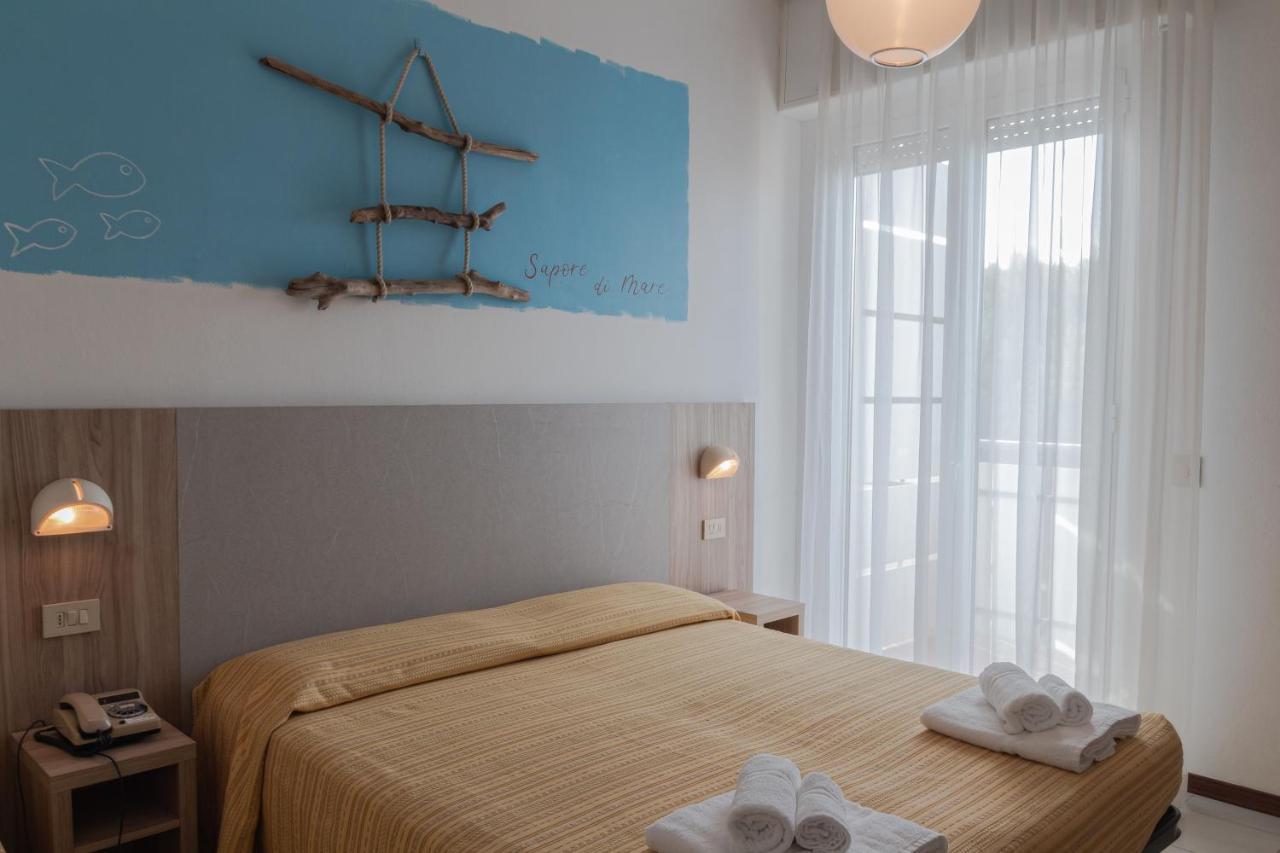 Hotel Astrid Cervia Exterior foto